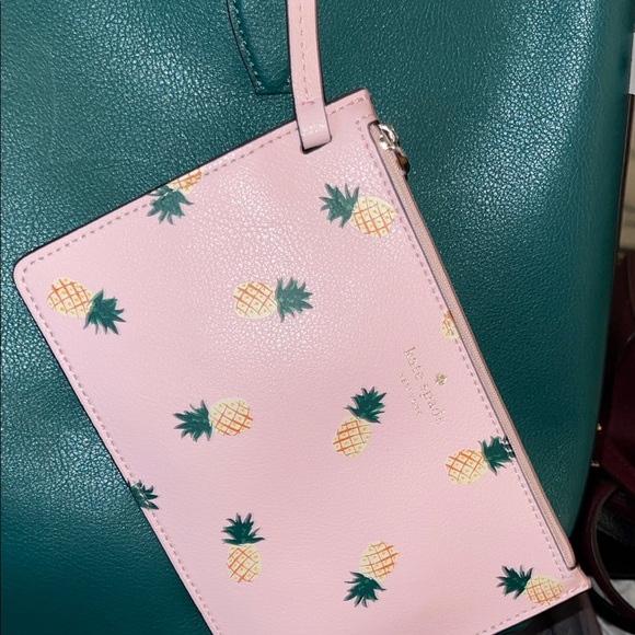 kate spade Handbags - Kate Spade Pink Pineapple Print Wristlet and reversible Tote